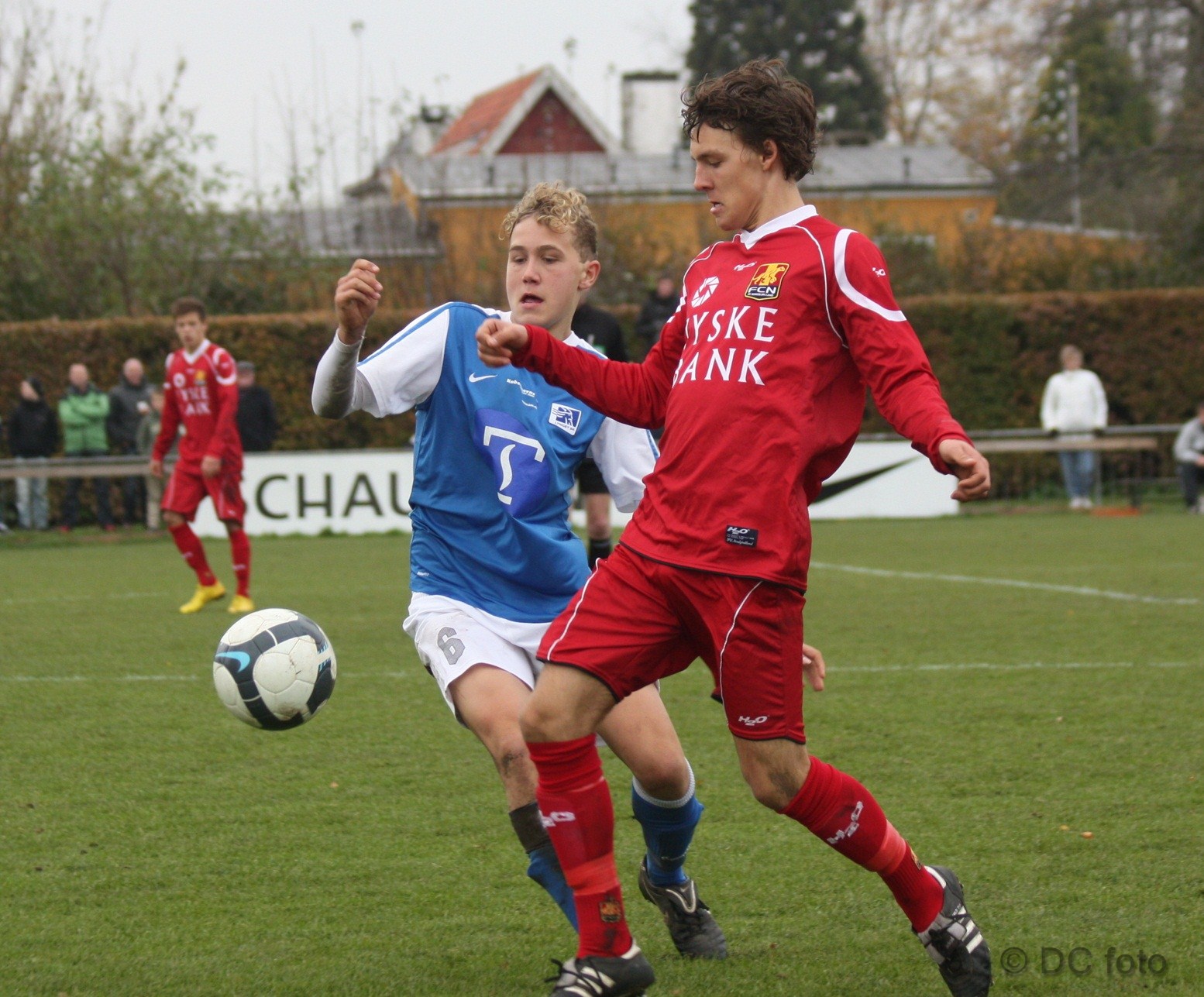 LYN   FCN 057